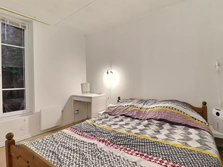 Immagine 10 di Appartamento in affitto  in Rue de Charenton a Paris