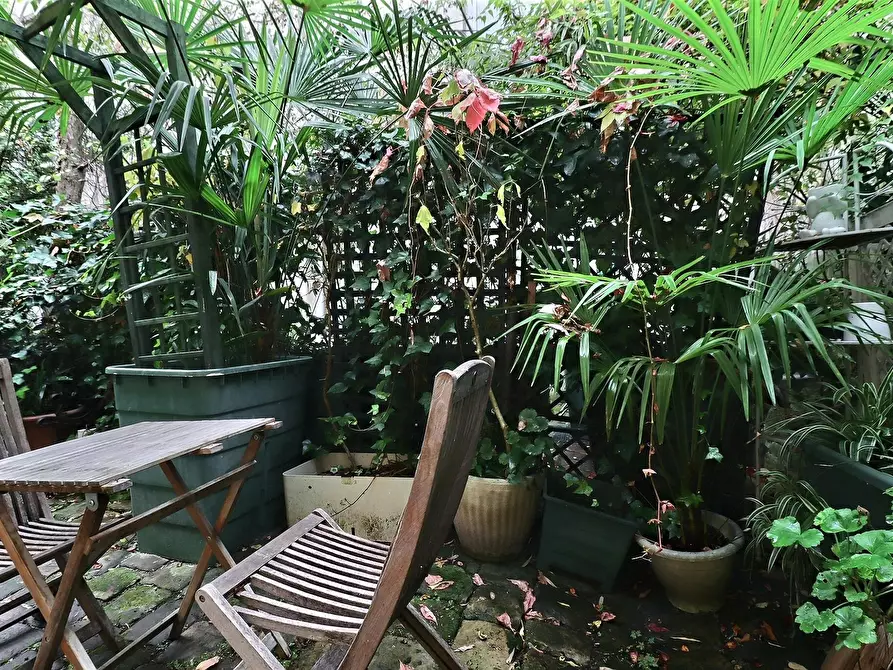 Immagine 2 di Appartamento in affitto  in Rue de Charenton a Paris