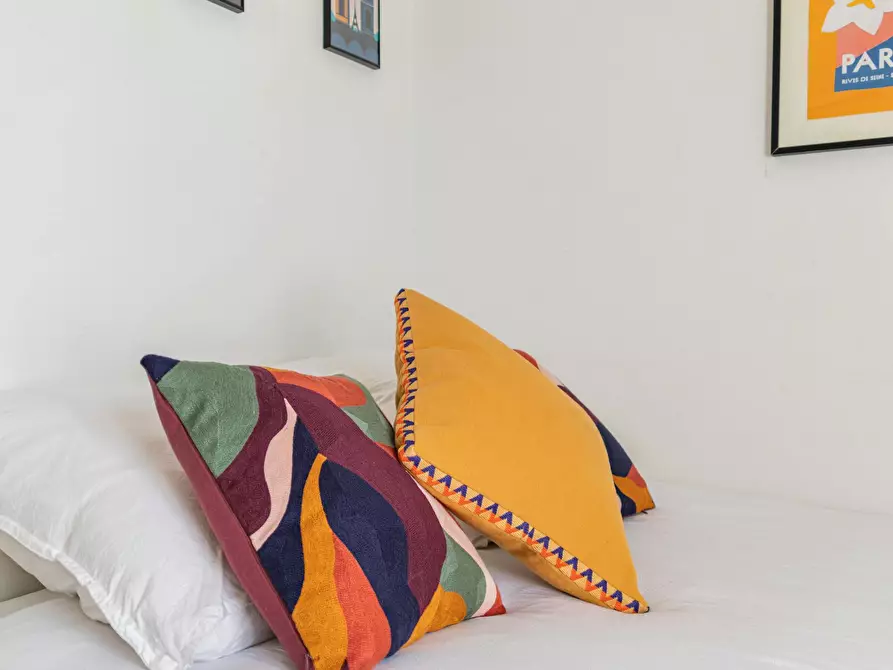 Immagine 10 di Appartamento in affitto  in Rue Doudeauville a Paris 18