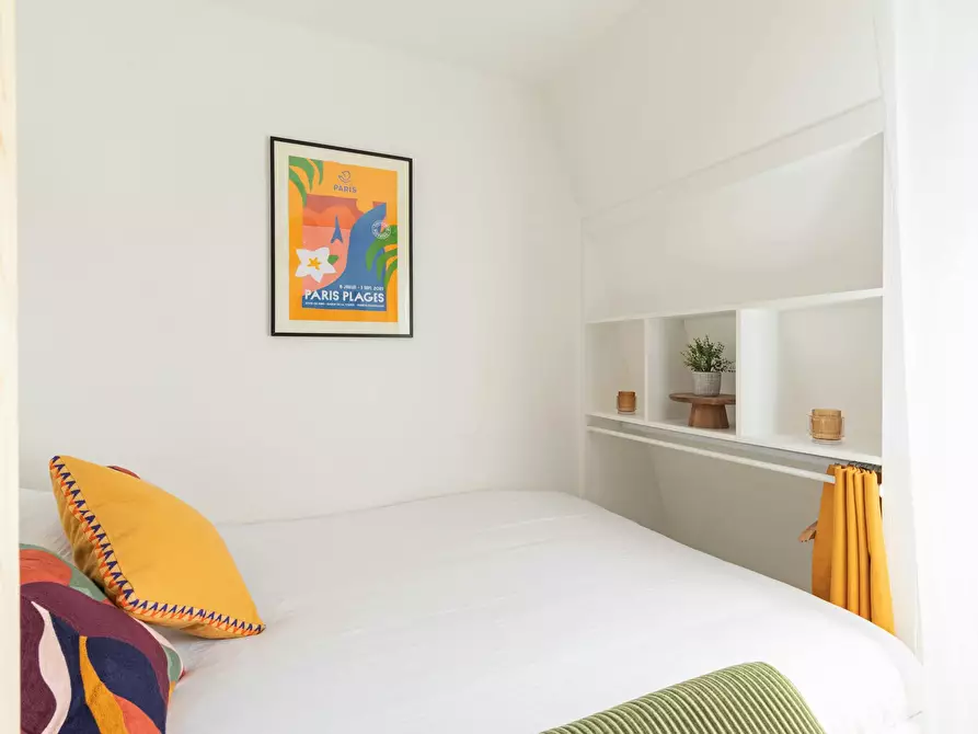 Immagine 6 di Appartamento in affitto  in Rue Doudeauville a Paris 18