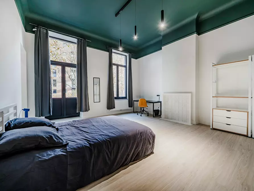 Immagine 1 di Camera in affitto  in Boulevard Alfred de Fontaine a Charleroi