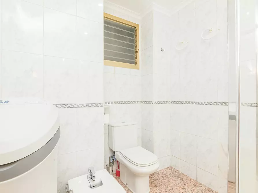 Immagine 4 di Camera in affitto  in Carrer Mario Pastor Sempere a Elx/Elche