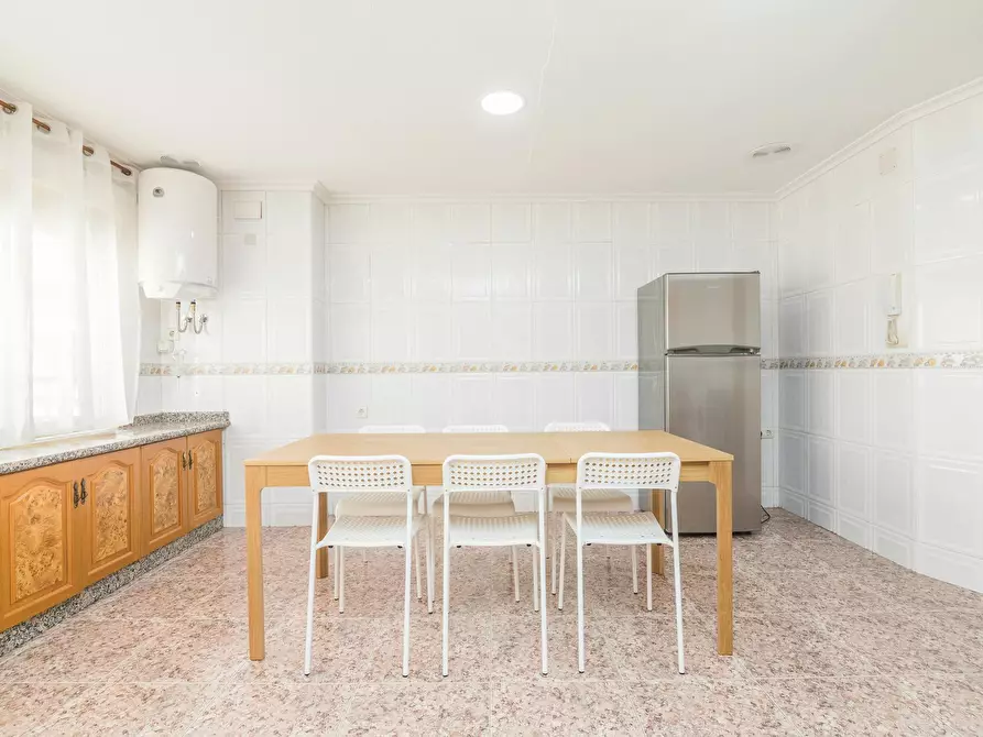 Immagine 7 di Camera in affitto  in Carrer Mario Pastor Sempere a Elx/Elche