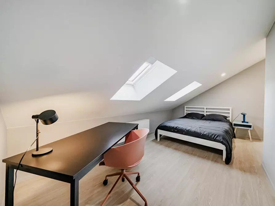 Immagine 1 di Camera in affitto  in Boulevard Alfred de Fontaine a Charleroi