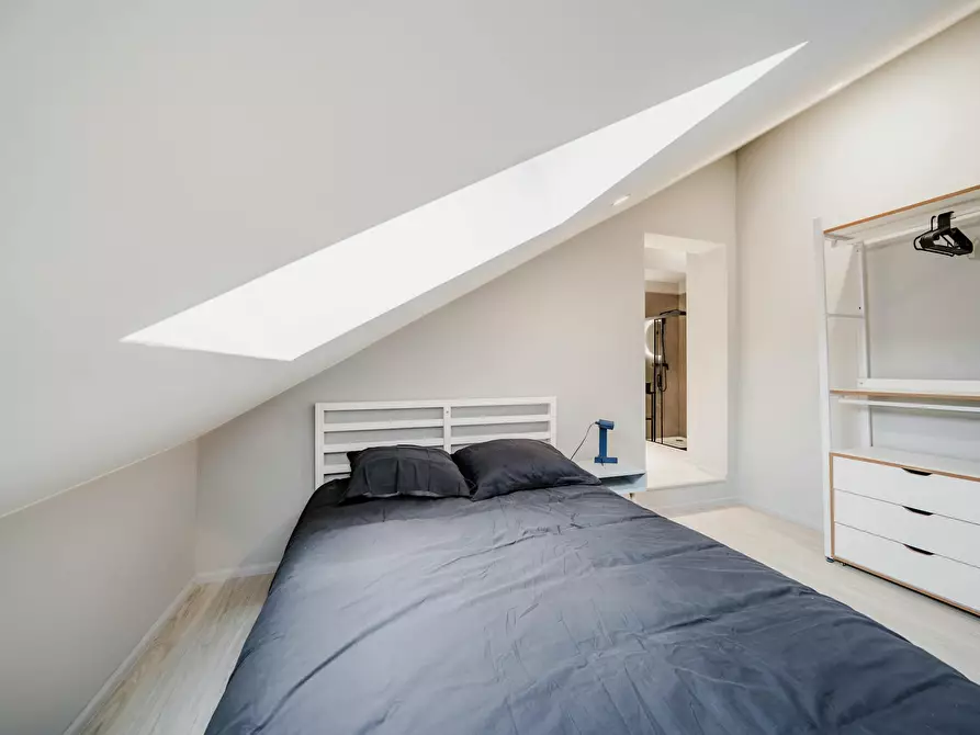 Immagine 2 di Camera in affitto  in Boulevard Alfred de Fontaine a Charleroi