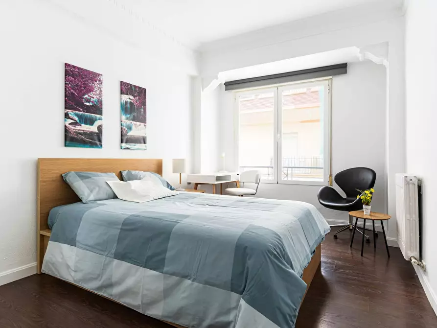 Immagine 3 di Camera in affitto  in Calle de Eduardo Dato a Zaragoza