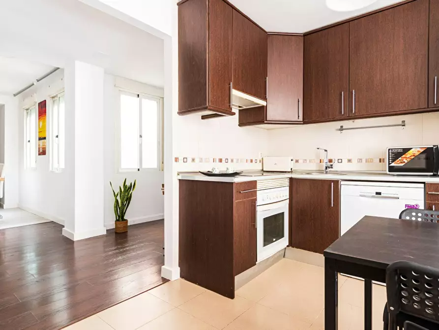 Immagine 9 di Camera in affitto  in Calle de Eduardo Dato a Zaragoza