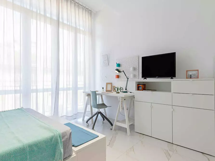 Immagine 5 di Camera in affitto  in Viale Bligny a Milano