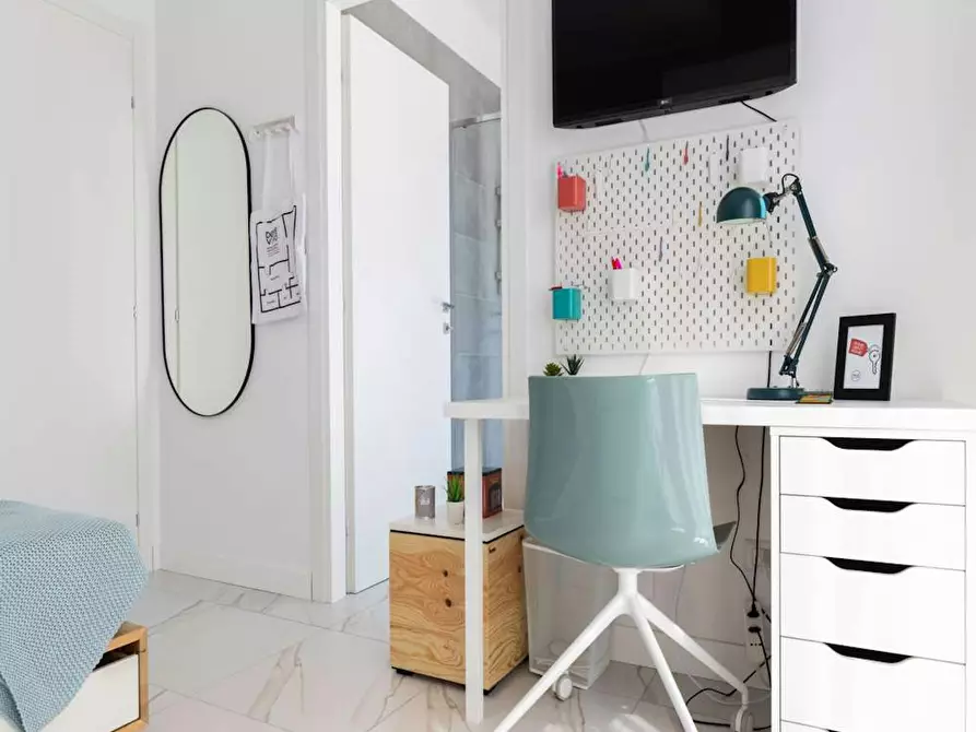 Immagine 6 di Camera in affitto  in Viale Bligny a Milano