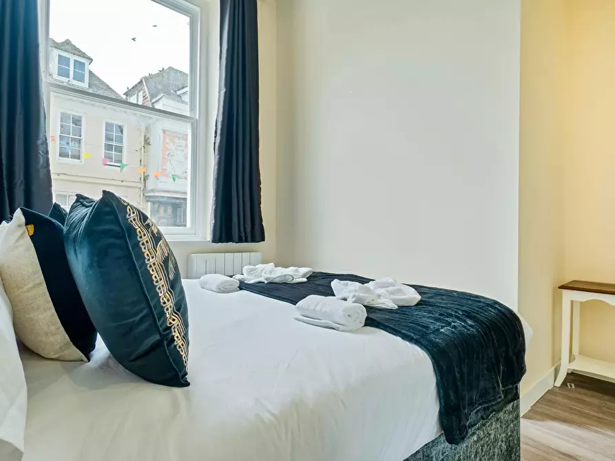 Immagine 10 di Appartamento in affitto  in High Street a Canterbury