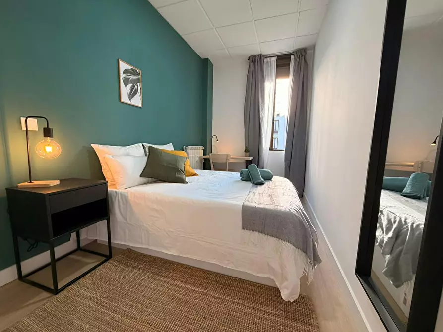 Immagine 1 di Camera in affitto  in Gran Vía a Madrid