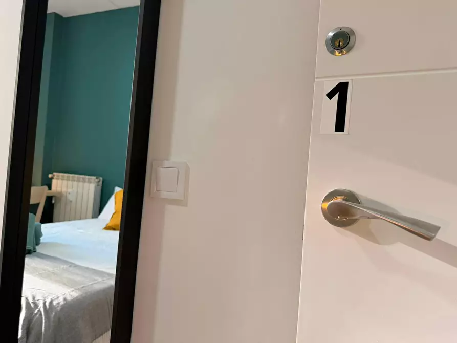 Immagine 4 di Camera in affitto  in Gran Vía a Madrid