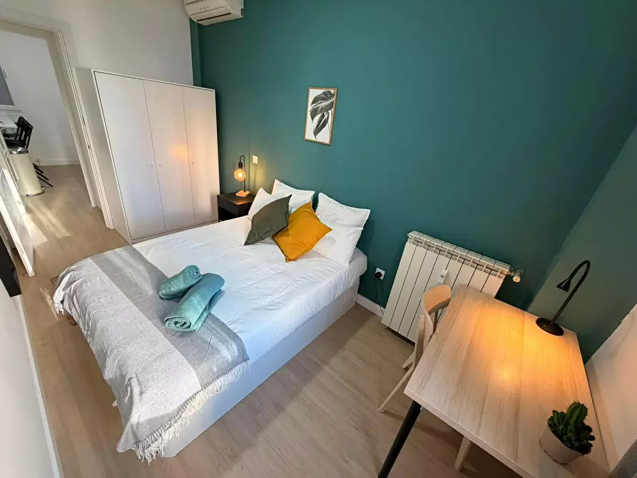 Immagine 2 di Camera in affitto  in Gran Vía a Madrid