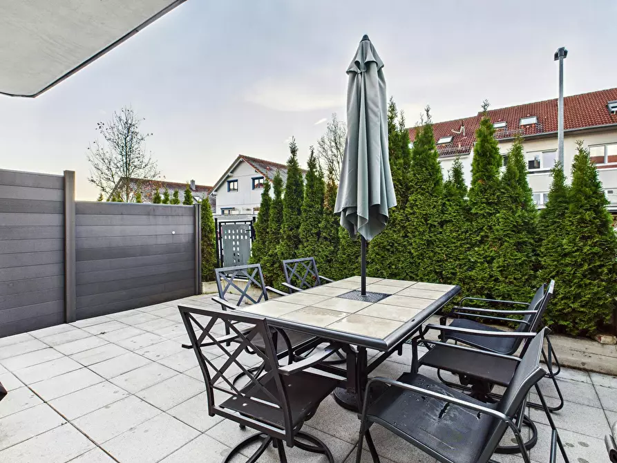 Immagine 9 di Casa indipendente in affitto  in Krotenäckerweg a Sindelfingen