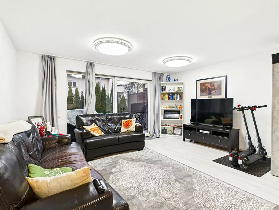 Immagine 6 di Casa indipendente in affitto  in Krotenäckerweg a Sindelfingen