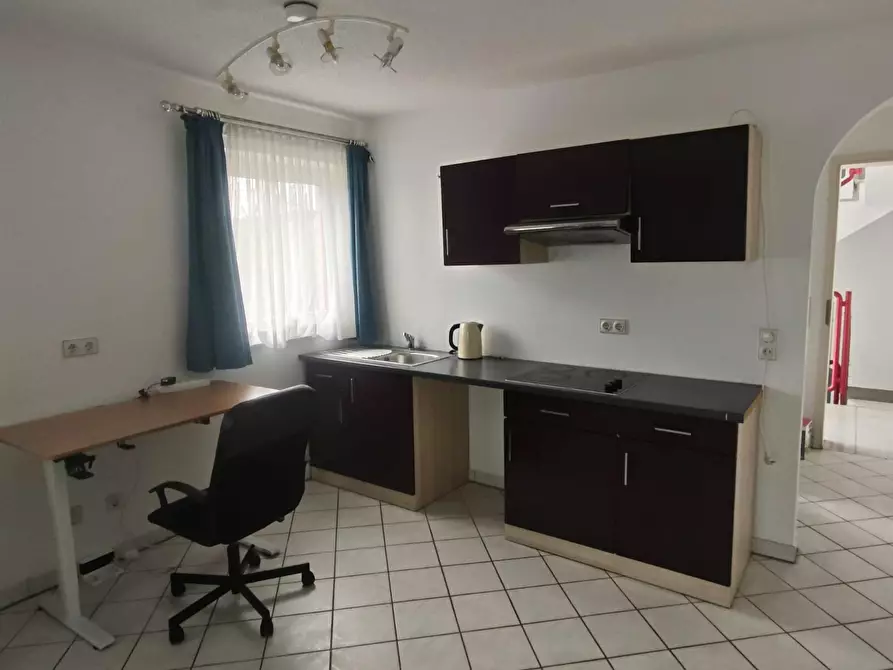 Immagine 9 di Appartamento in affitto  in Wikingerstraße a Köln