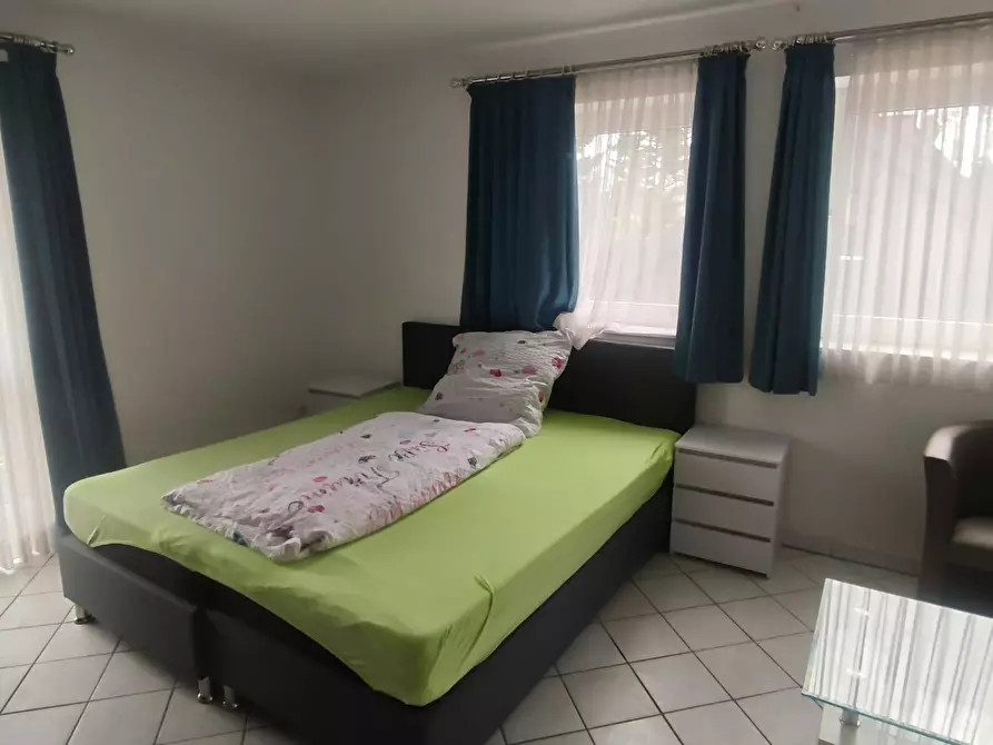 Immagine 4 di Appartamento in affitto  in Wikingerstraße a Köln