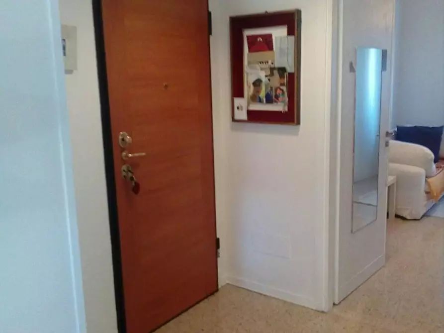 Immagine 4 di Camera in affitto  in Via degli Anemoni a Milano