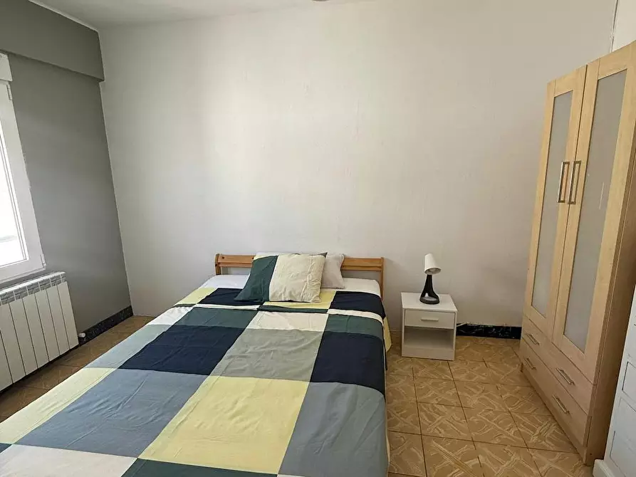 Immagine 10 di Camera in affitto  in Calle de Antonio Cánovas a Zaragoza