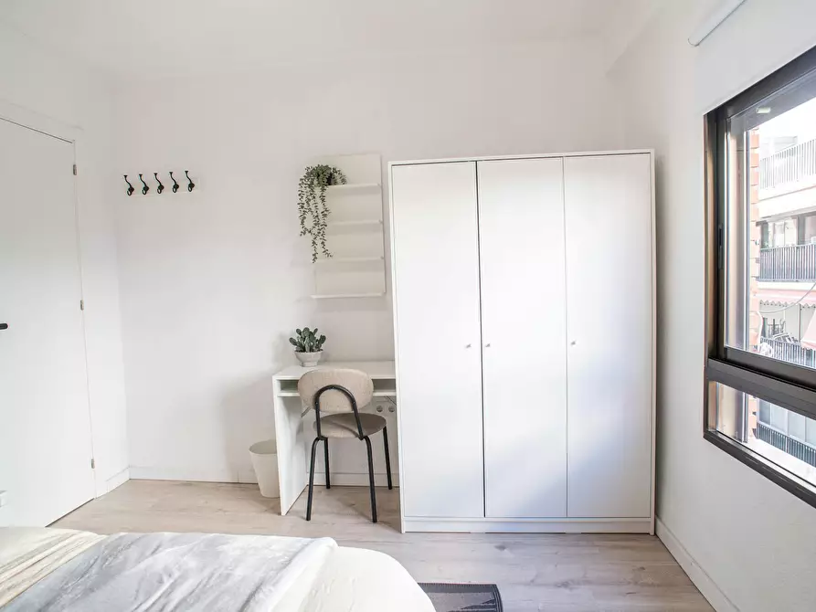 Immagine 6 di Camera in affitto  in Carrer de Guillem Sorolla a Valencia