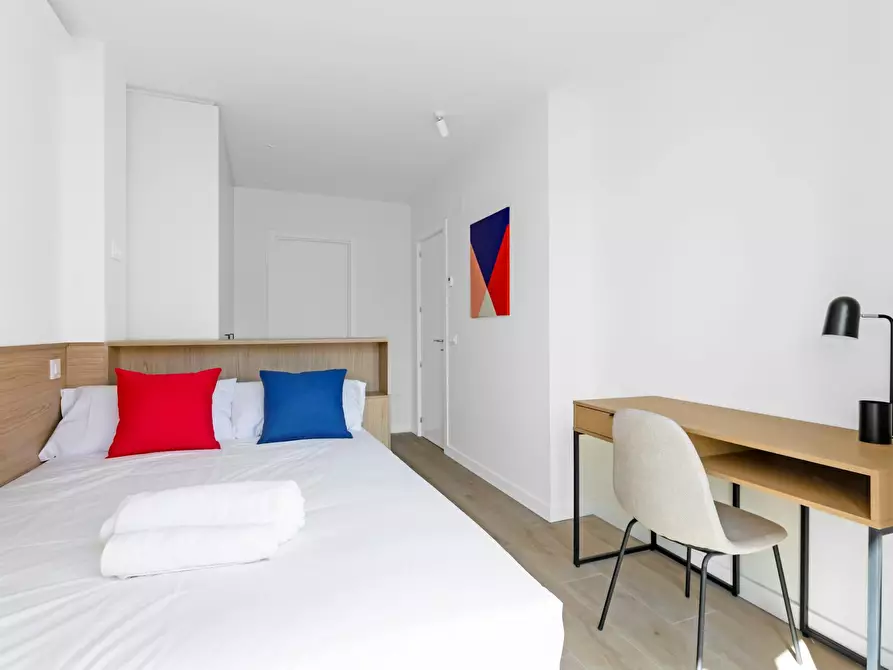 Immagine 4 di Camera in affitto  in Calle de Ana María a Madrid