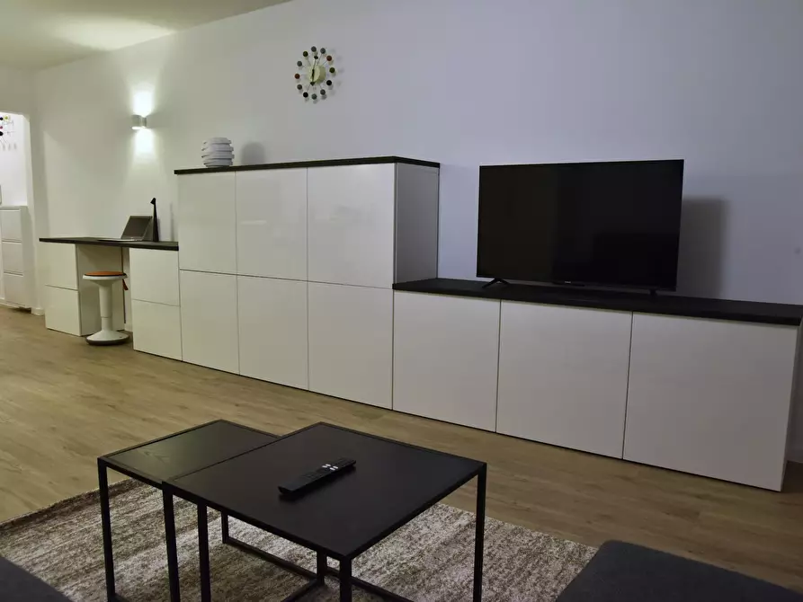 Immagine 7 di Appartamento in affitto  in Römerstraße a Stuttgart Stuttgart-Süd