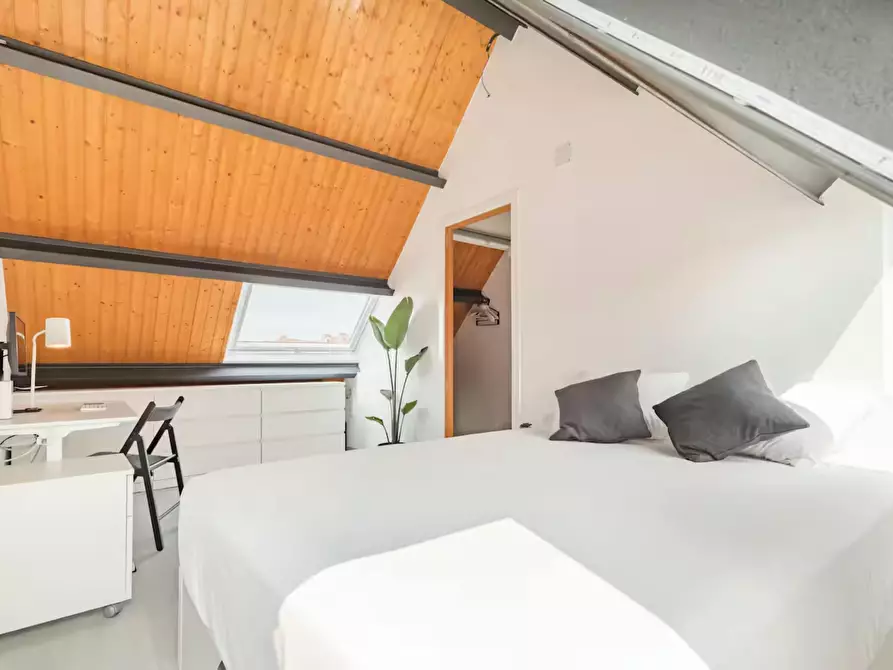 Immagine 1 di Appartamento in affitto  in Calle de los Algodonales a Madrid