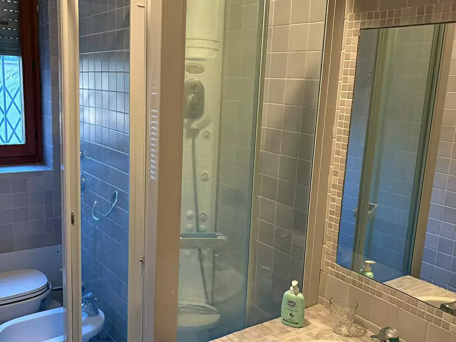 Immagine 7 di Camera in affitto  in Via Cassano d'Adda a Milano