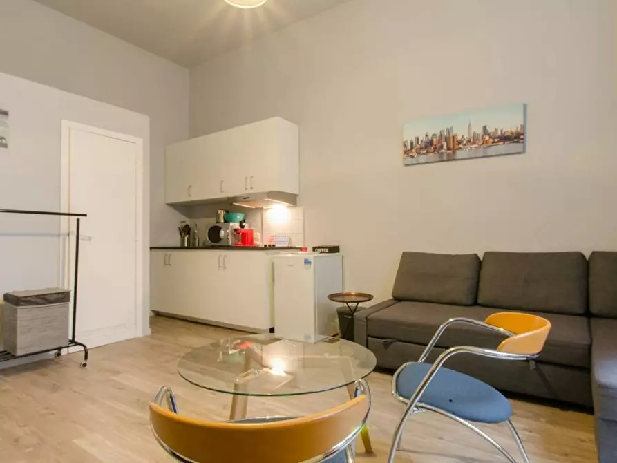 Immagine 3 di Appartamento in affitto  in Rue Saint-Michel a Bruxelles