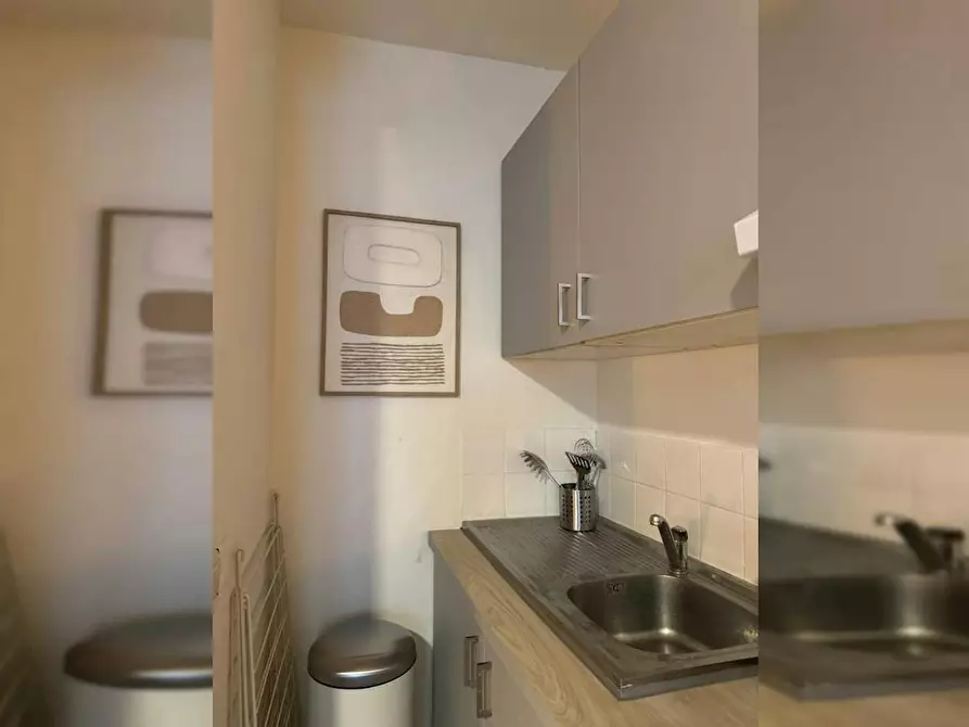 Immagine 5 di Appartamento in affitto  in Rue Saint-Michel a Bruxelles