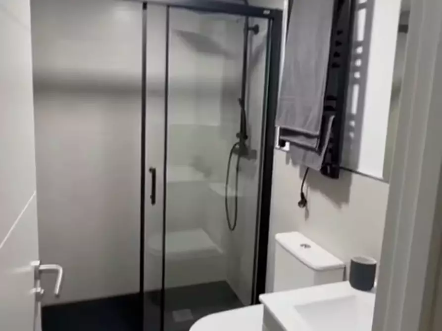 Immagine 8 di Appartamento in affitto  in Paseo de las Delicias a Madrid