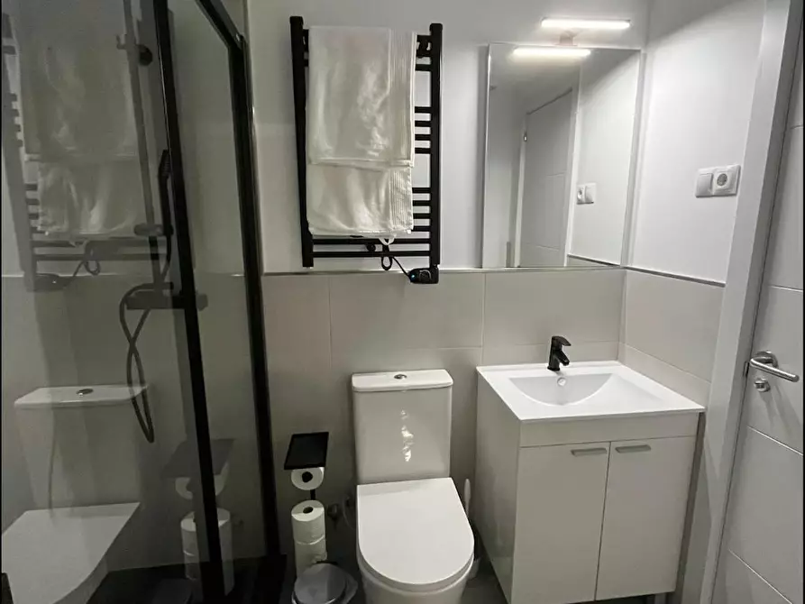 Immagine 2 di Appartamento in affitto  in Paseo de las Delicias a Madrid