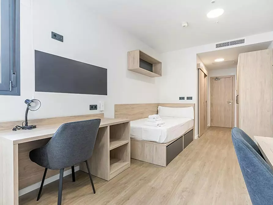 Immagine 4 di Camera in affitto  in Calle de Manuel Tovar a Madrid