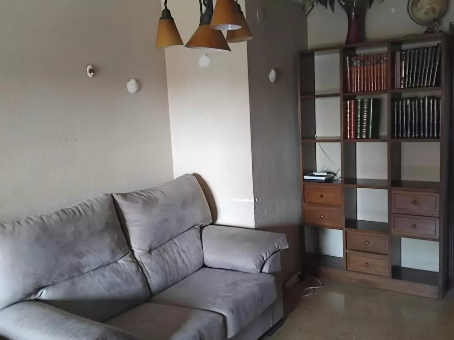 Immagine 2 di Camera in affitto  in Carrer de Pontevedra a Alicante/Alacant