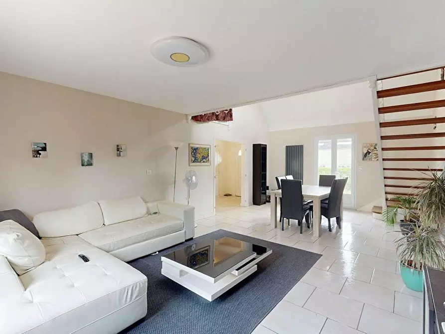 Immagine 1 di Camera in affitto  in Rue de Freyssinet a Joué-lès-Tours