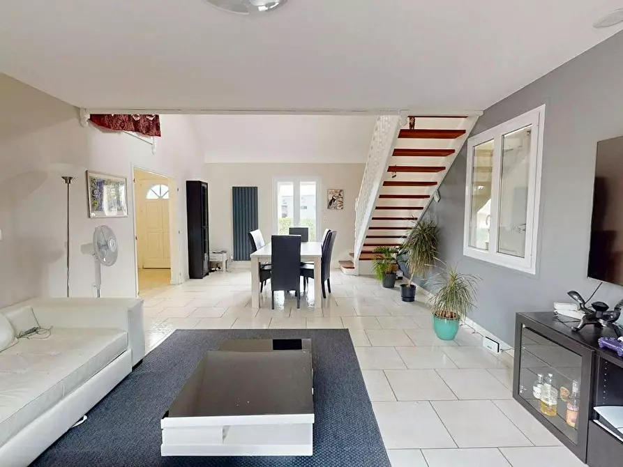 Immagine 9 di Camera in affitto  in Rue de Freyssinet a Joué-lès-Tours