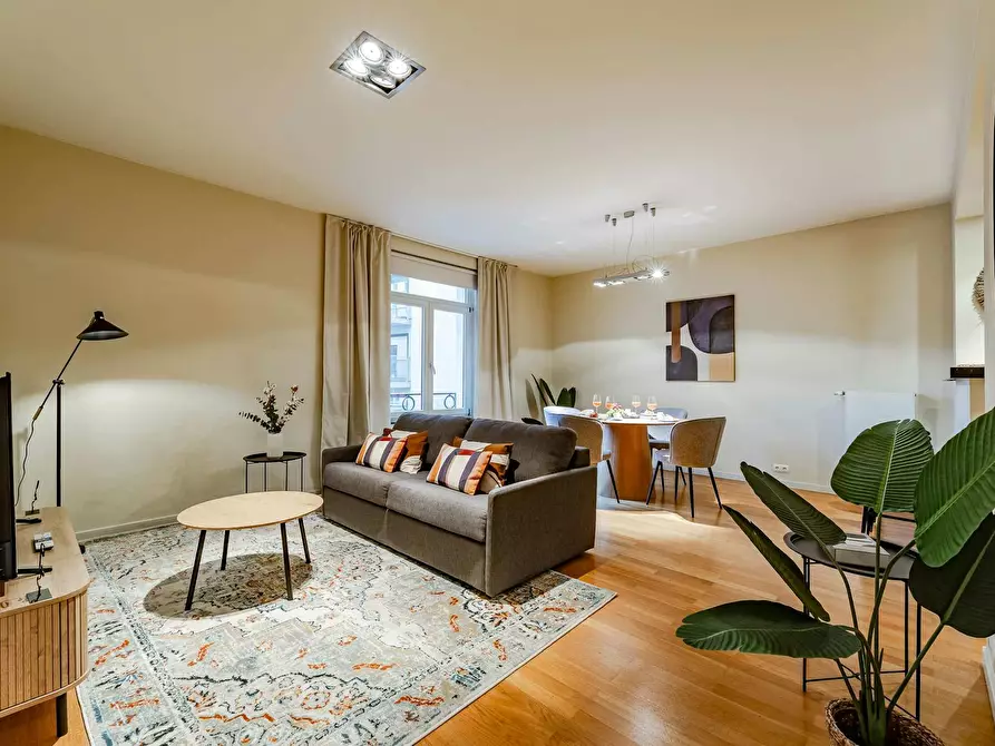 Immagine 1 di Appartamento in affitto  in Chaussée d'Etterbeek a Etterbeek