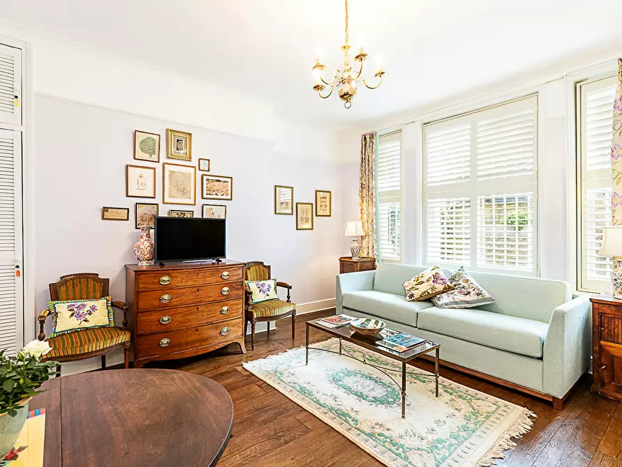 Immagine 1 di Appartamento in affitto  in Brondesbury Villas a Camden Town