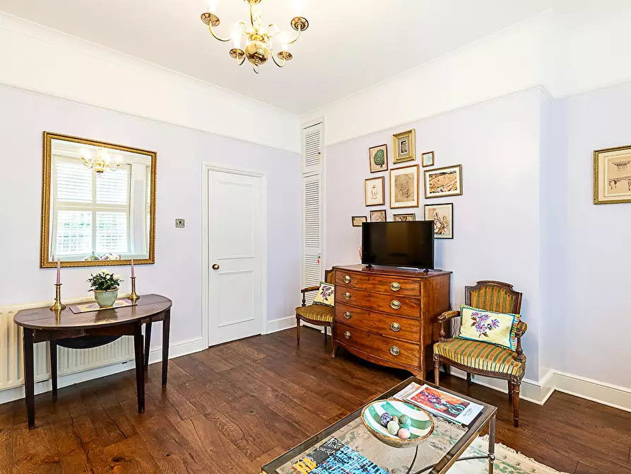 Immagine 9 di Appartamento in affitto  in Brondesbury Villas a Camden Town