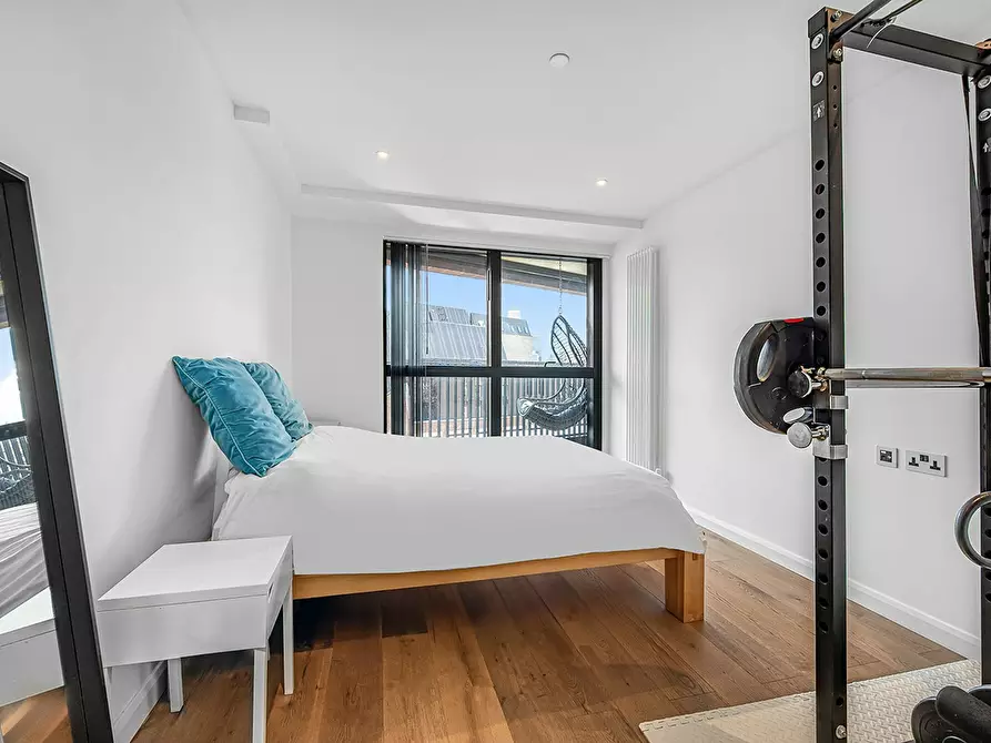 Immagine 8 di Appartamento in affitto  in Yeo Street a Poplar