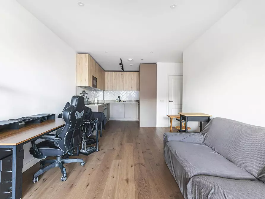 Immagine 6 di Appartamento in affitto  in Yeo Street a Poplar