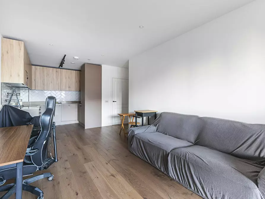 Immagine 8 di Appartamento in affitto  in Yeo Street a Poplar