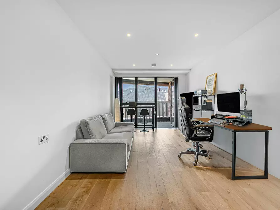Immagine 7 di Appartamento in affitto  in Yeo Street a Poplar