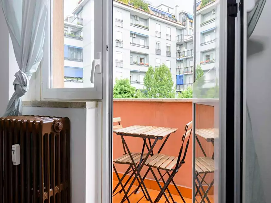 Immagine 4 di Camera in affitto  in Via Francesco Cavezzali a Milano