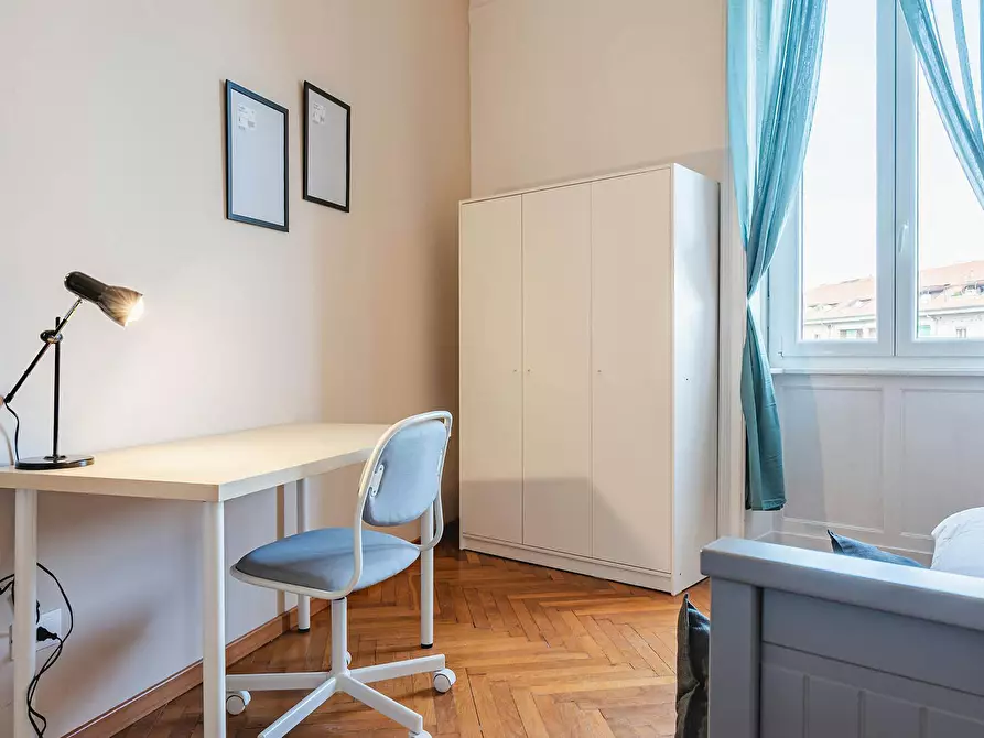Immagine 3 di Camera in affitto  in Corso Ventidue Marzo a Milano