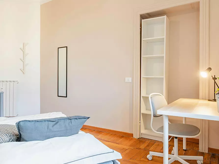 Immagine 4 di Camera in affitto  in Corso Ventidue Marzo a Milano