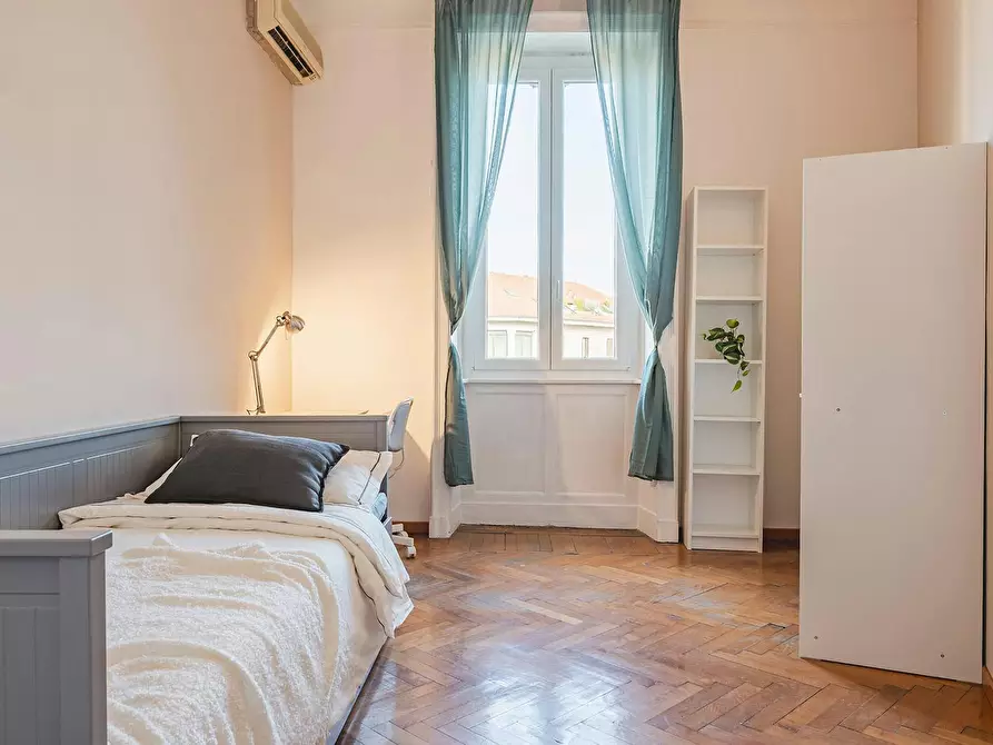 Immagine 1 di Camera in affitto  in Corso Ventidue Marzo a Milano