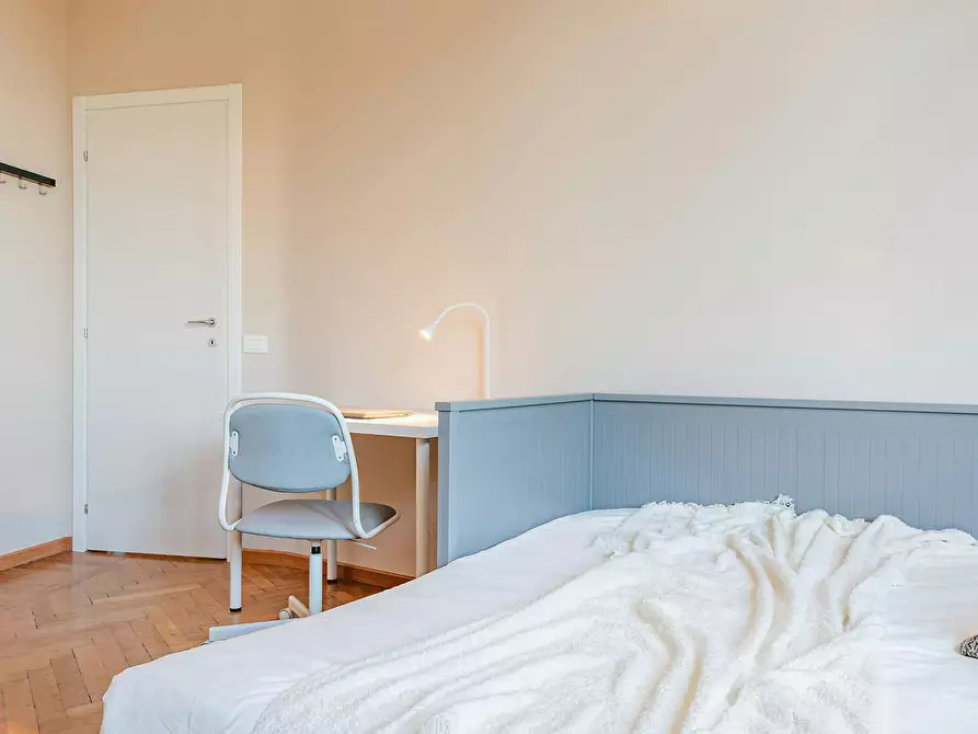 Immagine 4 di Camera in affitto  in Corso Ventidue Marzo a Milano