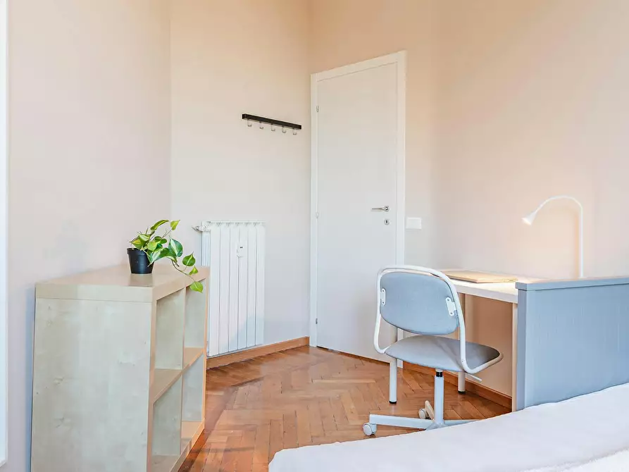 Immagine 3 di Camera in affitto  in Corso Ventidue Marzo a Milano