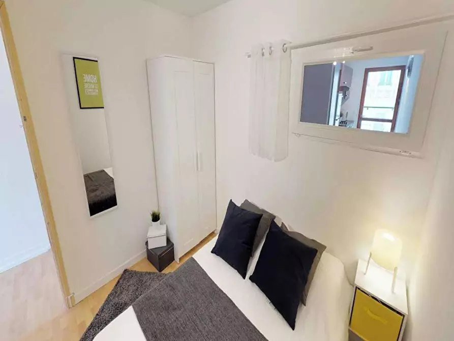 Immagine 3 di Camera in affitto  in Rue Jeanne d'Arc a Lille